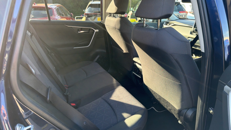 Toyota RAV4 2.5 VVT-i Hybrid Design 5dr CVT 2WD Hybrid Estate